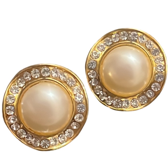 Vintage Designer Gold Plated Crystal Pearl Circle Stud Runway Earrings